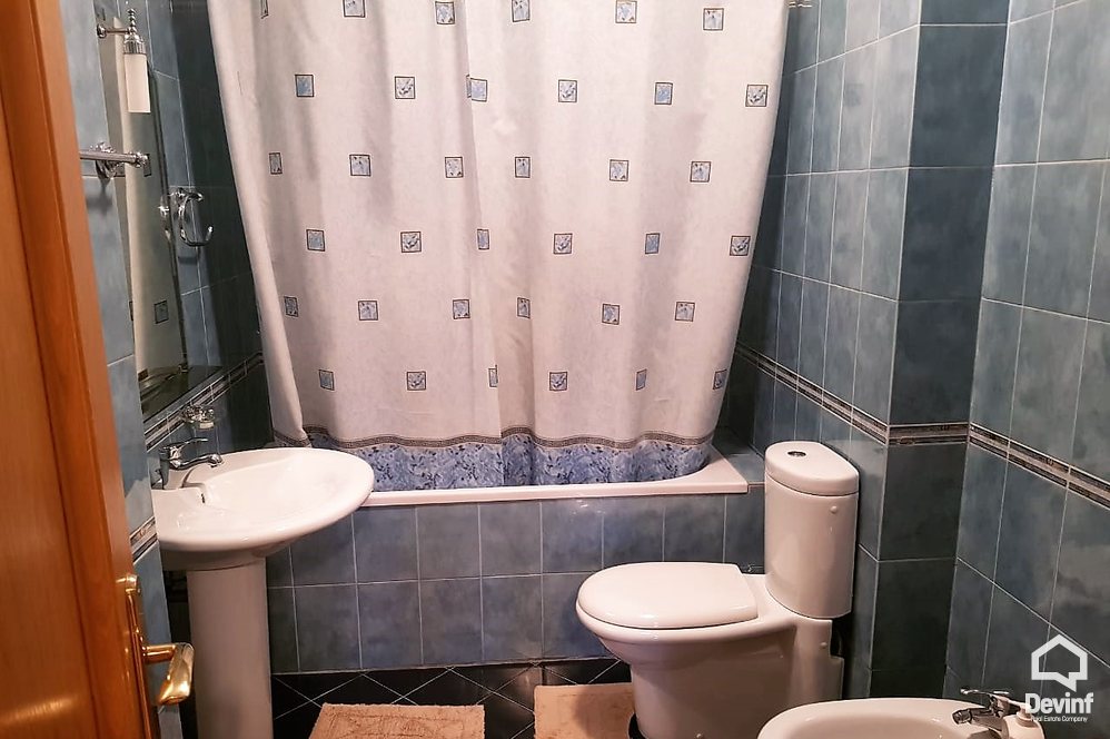 Tirane Qera Apartament 2+1+A Apartament ne nje ndertim modern ne zonen e Bllokut apartament