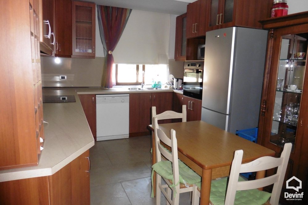Tirane Qera Apartament 3+1+A Apartamenti ndodhet ne zonen e ish Ekspozites Shqiperia Sot apartament