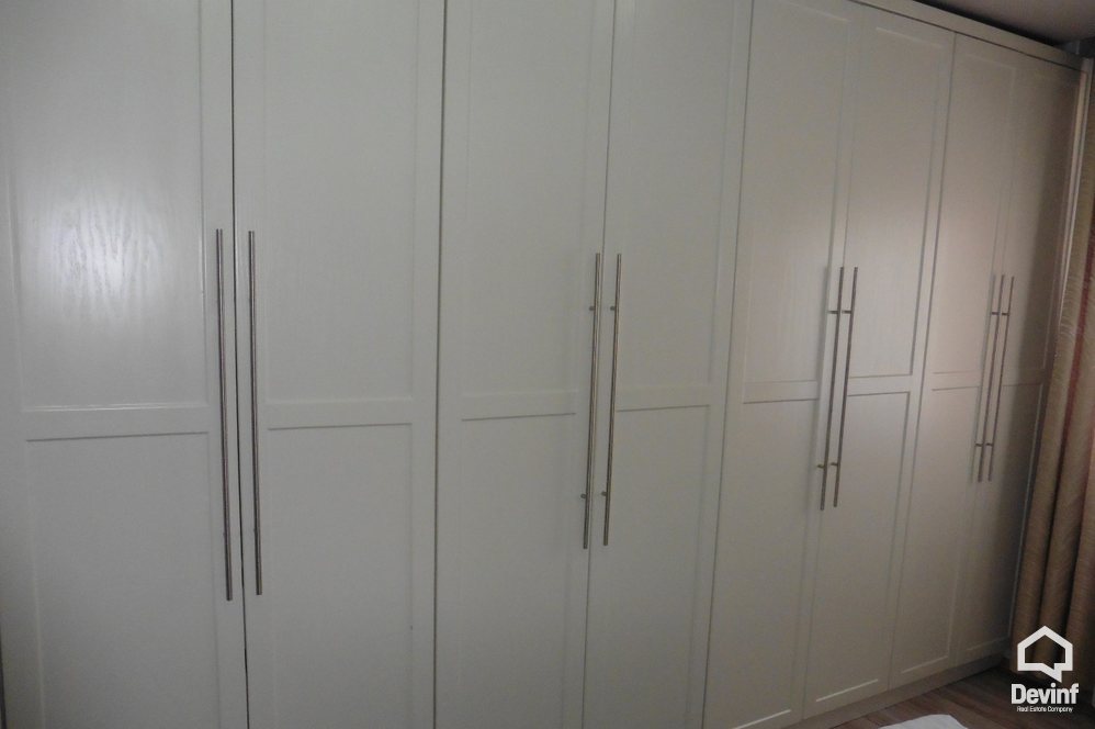 Tirane Qera Apartament 3+1+A Apartamenti ndodhet ne zonen e ish Ekspozites Shqiperia Sot apartament