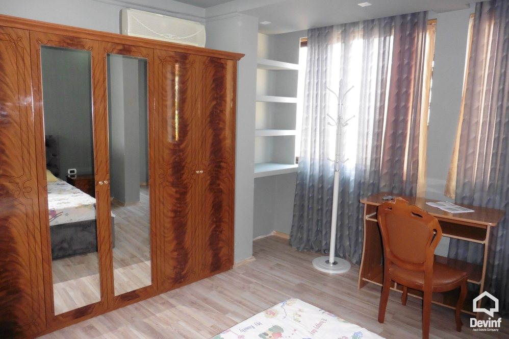 Tirane Qera Apartament 3+1+A Apartamenti ndodhet ne zonen e ish Ekspozites Shqiperia Sot apartament