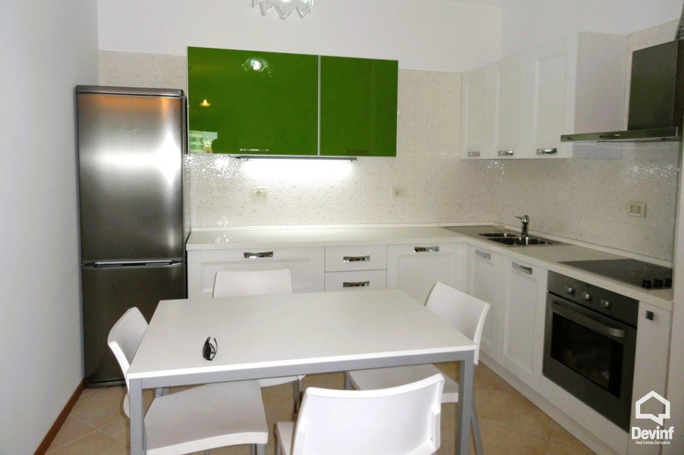 Tirane Shitje Apartament 2+1+A Apartamenti ndodhet ne nje pallat te ri prane Qendres Nderkombetare te Kultures (Piramides) apartament