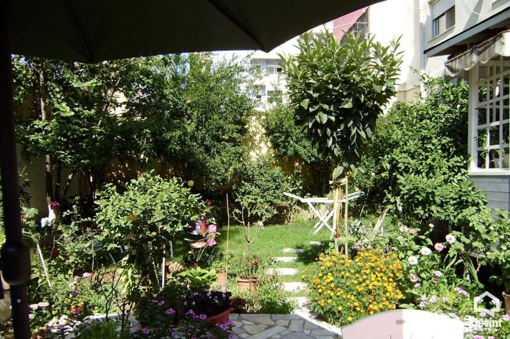 Tirane For Rent Apartment 1+1+A Apartment located very near to the Albanian Parlament seat Apartment