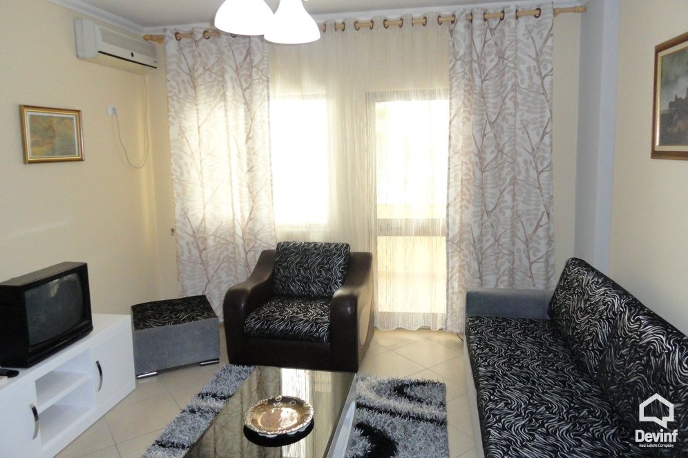 Tirane Qera Apartament 1+1+A Apartamenti ndodhet ne nje ndertim te ri ne Rrugen Myslym Shyri apartament