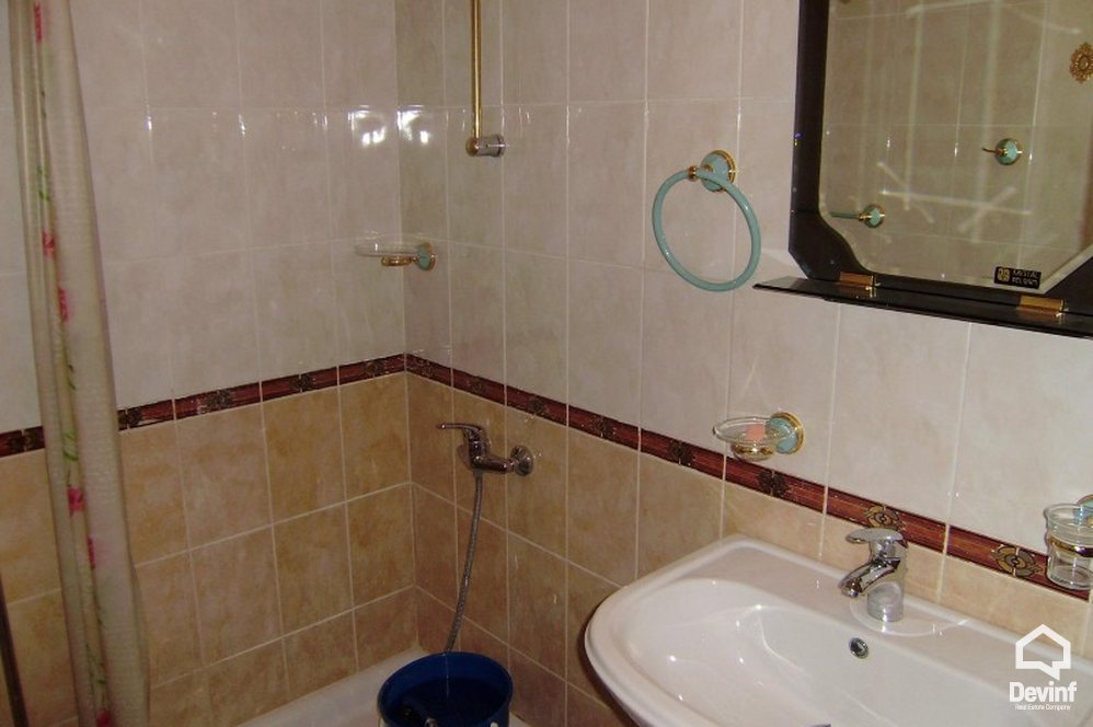 Tirane Qera Apartament 2+1+A Apartament ne nje pallat te ri ne zonen e ish Bllokut apartament