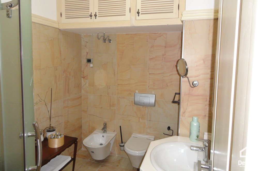 Tirane Shitje Apartament 1+1+A Apartament ne pallat te ri shume prane Kompleksit Taiwan apartament