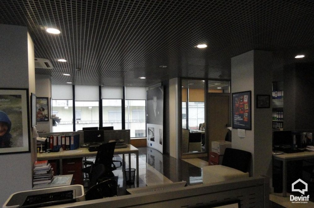 Tirane For Sale Office  It is located close to Albanian Presidency. Office