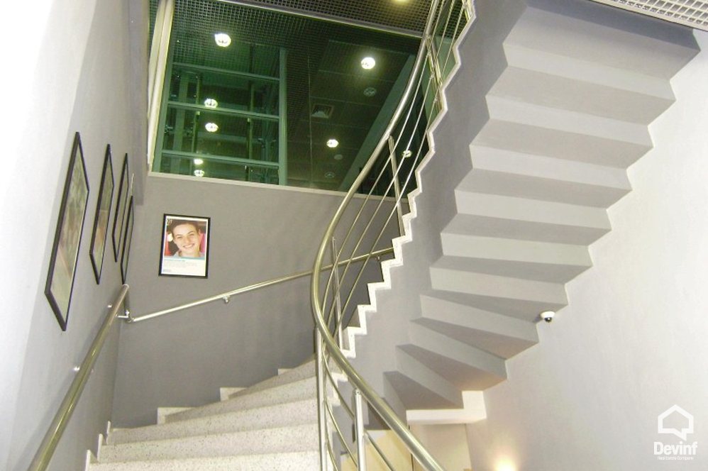 Tirane For Sale Office  It is located close to Albanian Presidency. Office
