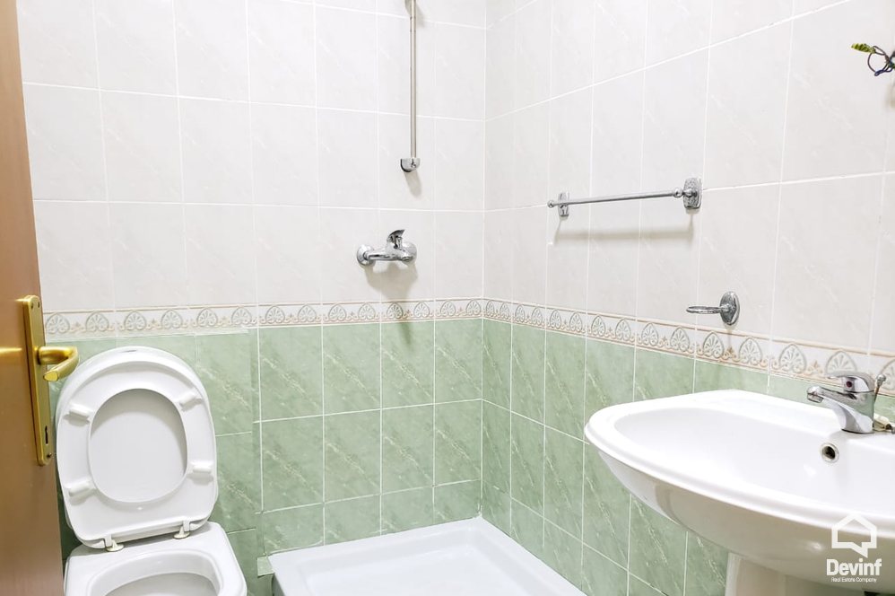 Tirane For Sale Office 3+1+A Apartment in a new construction in the area between the Lake and Blloku area Apartment