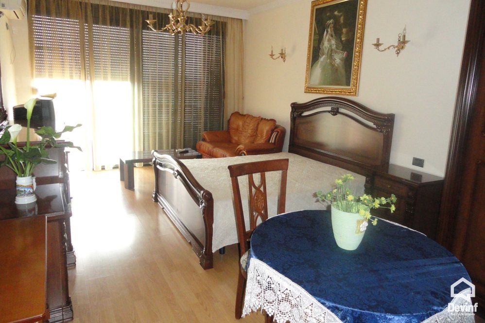 Tirane Qera Apartament Garsoniere Dhome ne Rr. Myslym Shyri garsoniere