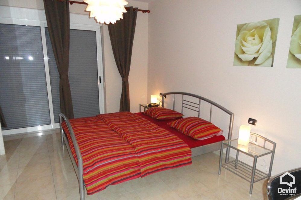 Tirane Qera Apartament 2+1+A Apartament ne pallat te ri ne zonen e ish Bllokut apartament