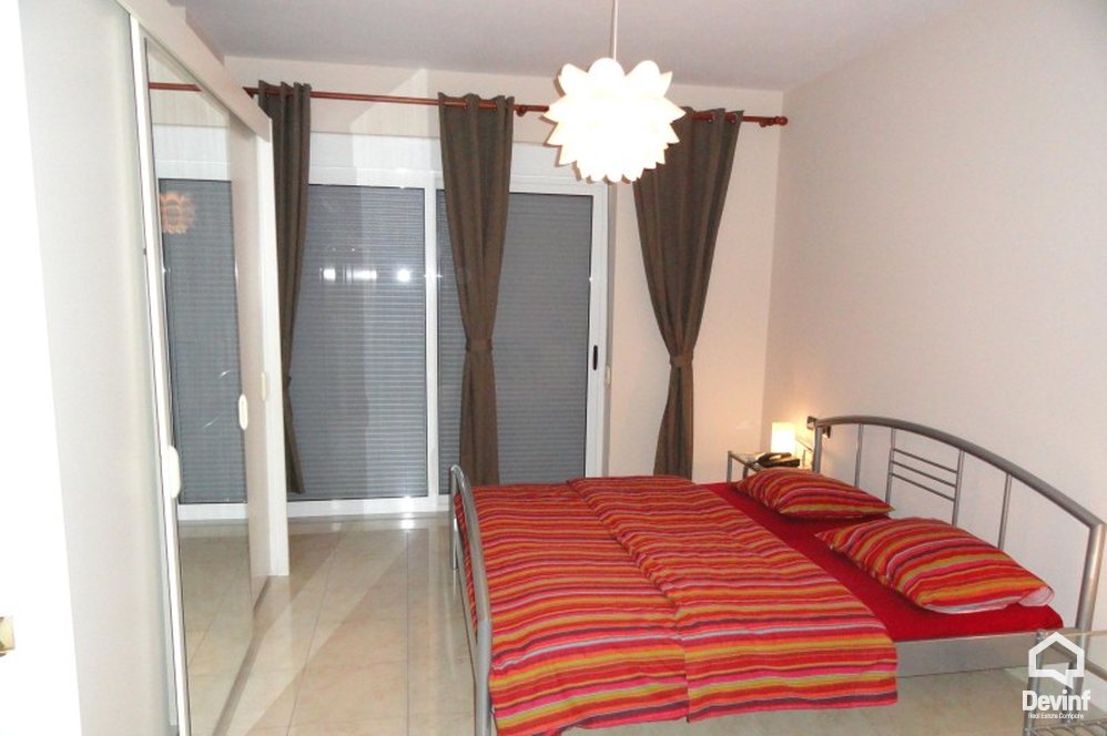 Tirane Qera Apartament 2+1+A Apartament ne pallat te ri ne zonen e ish Bllokut apartament