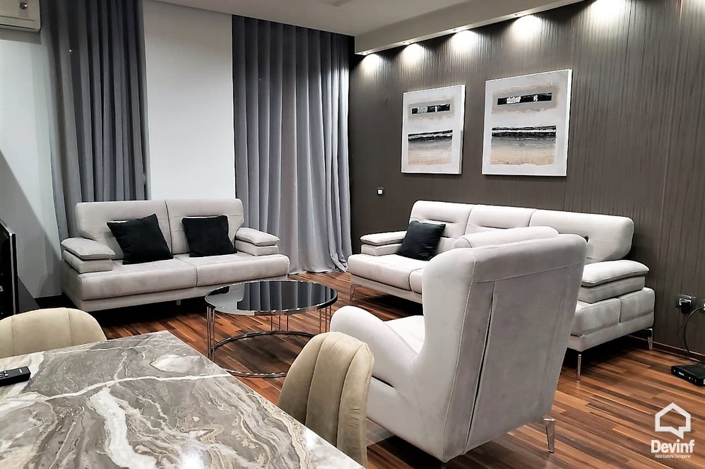 Tirane Qera Apartament 1+1+A Apartamenti ndodhet ne nje pallat te ri ne qender te Tiranes apartament