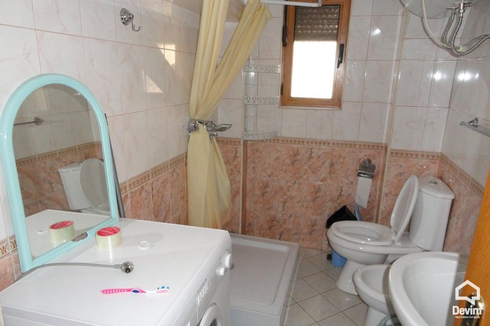 Tirane Shitje Apartament 2+1+A Apartamenti ndodhet prane Ures se Tabakeve apartament