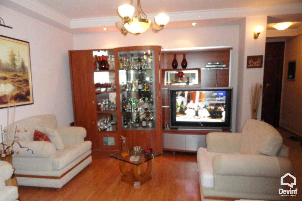 Tirane For Sale Apartment 3+1+A This apartmant is located close to the green park of Tirana on Elbasani Street. Apartment