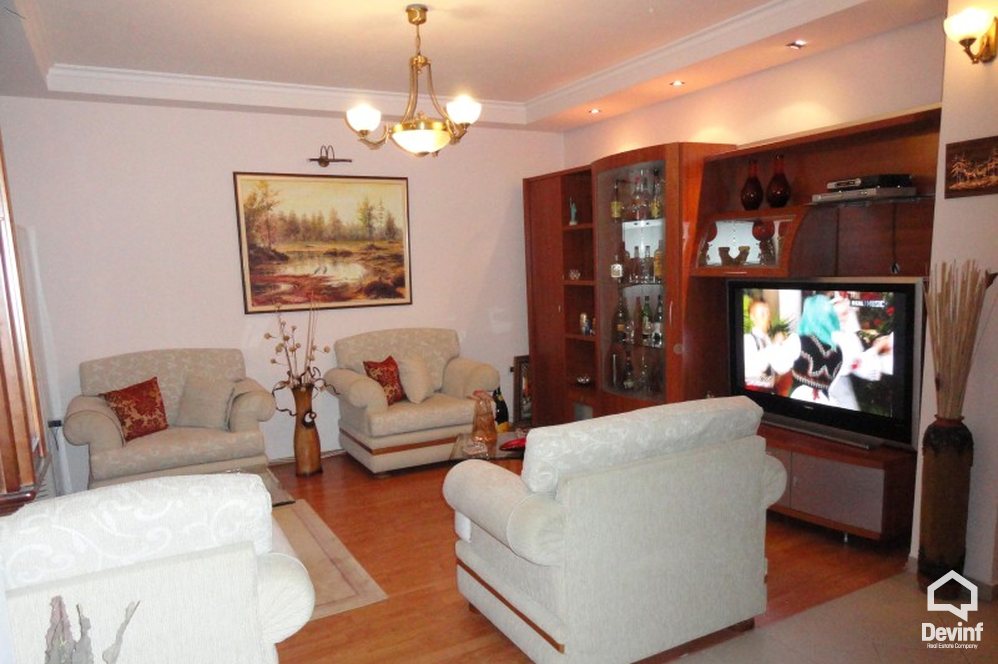 Tirane For Sale Apartment 3+1+A This apartmant is located close to the green park of Tirana on Elbasani Street. Apartment