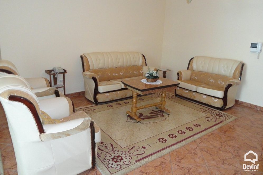 Tirane Qera Zyre 2+1+A Apartament ne pallat te ri i cili ndodhet tek ish Ekspozita apartament