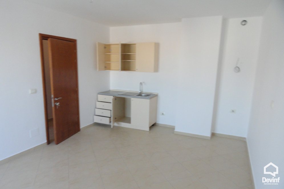Tirane Shitje Apartament 1+1+A Rruga Siri Kodra apartament