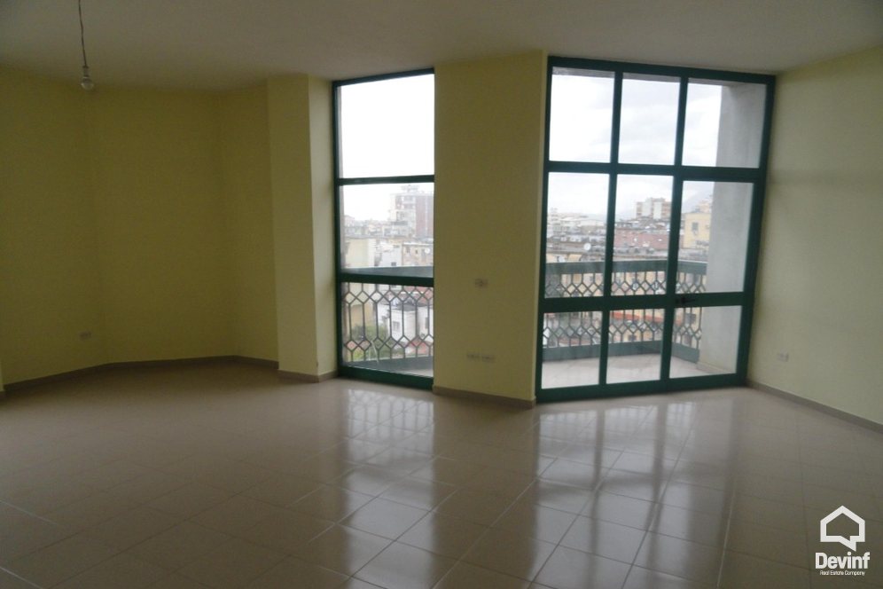 Tirane Shitje Apartament 2+1+A Apartament ne nje pallat te ri qe ndodhet prane Bankes Kombetare Shqiptare apartament