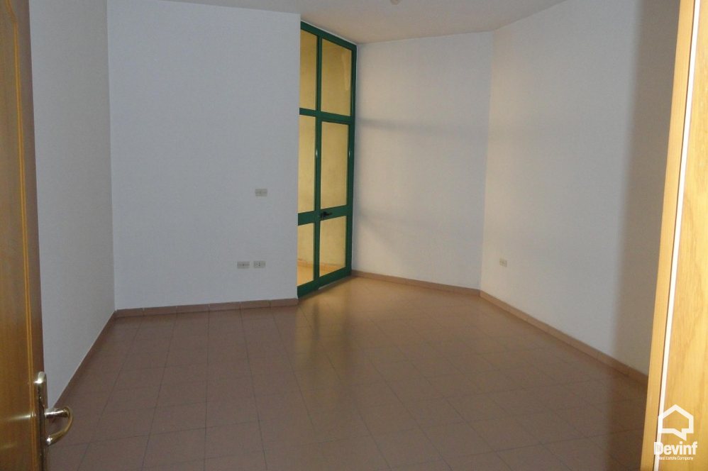 Tirane Shitje Apartament 2+1+A Apartament ne nje pallat te ri qe ndodhet prane Bankes Kombetare Shqiptare apartament