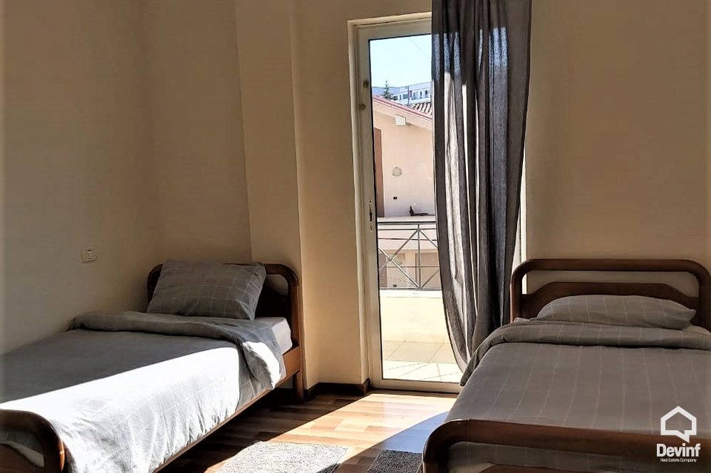Tirane Qera Apartament 2+1+A Kat vile ne zonen e vilave ne Selite apartament kat vile