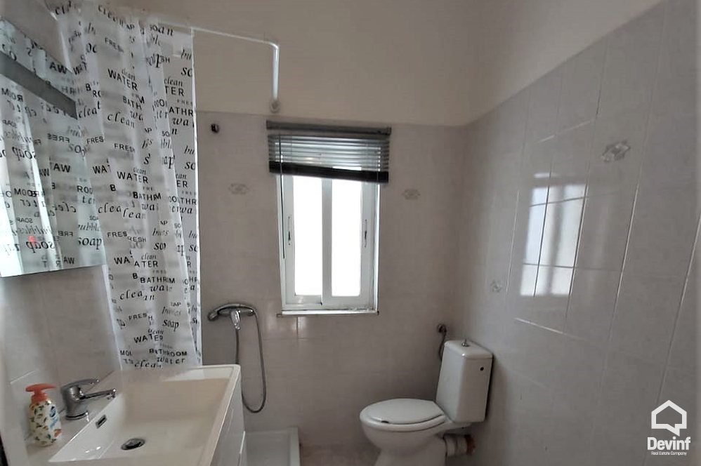 Tirane Qera Apartament 2+1+A Kat vile ne zonen e vilave ne Selite apartament kat vile