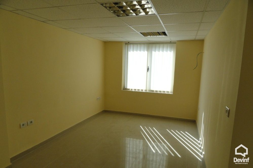 Tirane Qera Zyre 2+1+G Zyra ndodhet tek Sheshi Wilson apartament zyre qender estetike qender masazhi show room shkolle kursesh studio ligjore turistike Noter