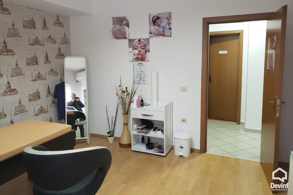 Tirane For Rent Office 2+1+A Office in Street Kavajes  Office