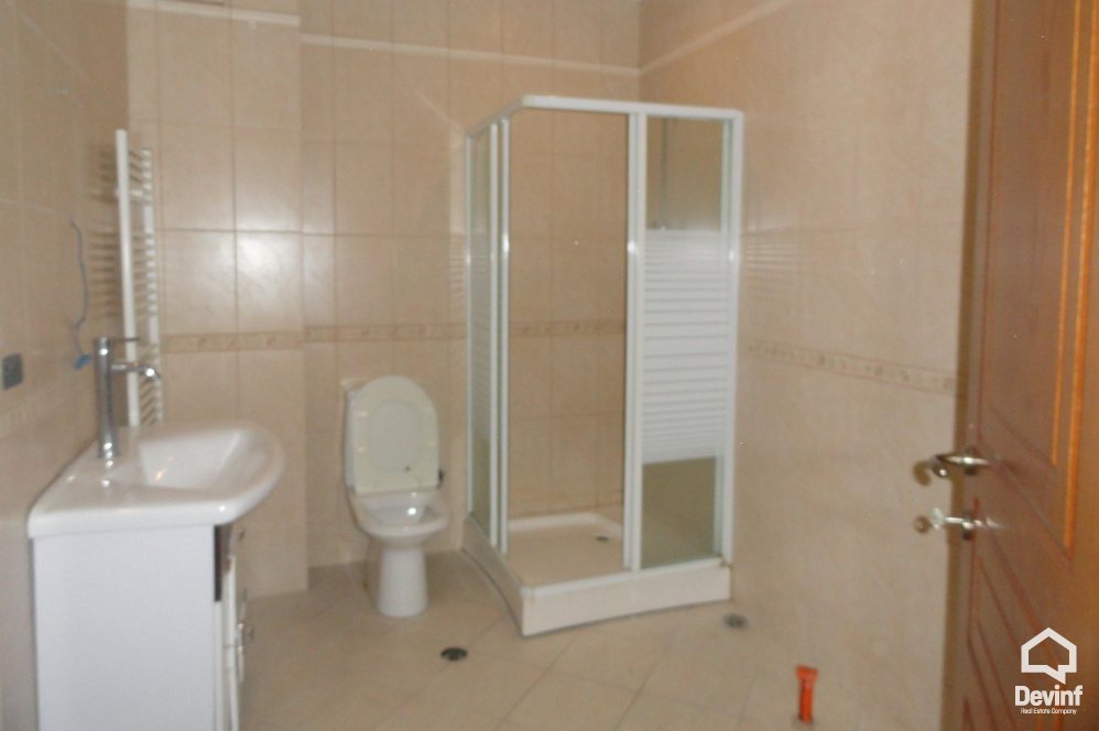 Tirane Qera Apartament 3+1+G Apartament ne pallat te ri prane Klubit Sportiv Dinamo apartament zyre