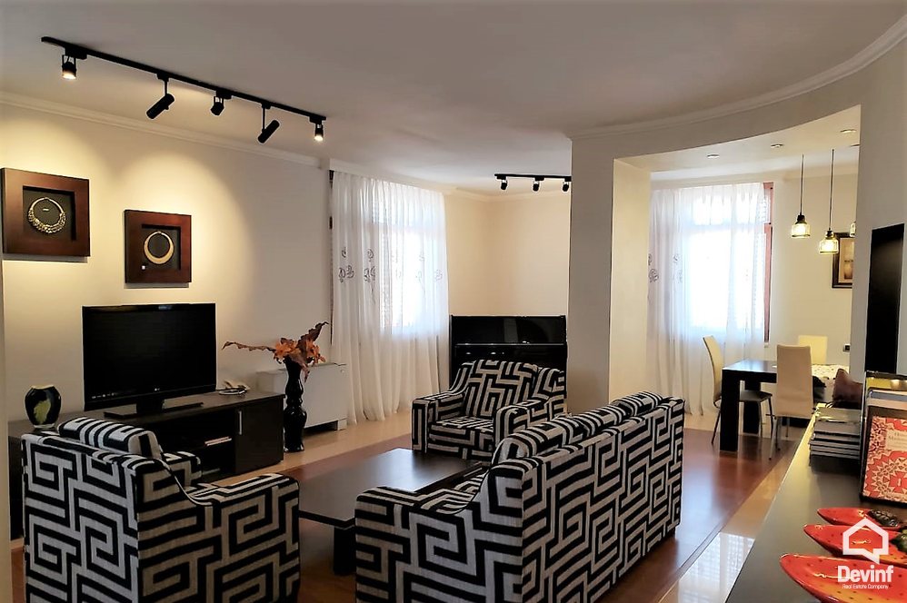 Tirane Qera Apartament 3+1+G Apartament ne nje pallat te prane Qendres Taivan apartament