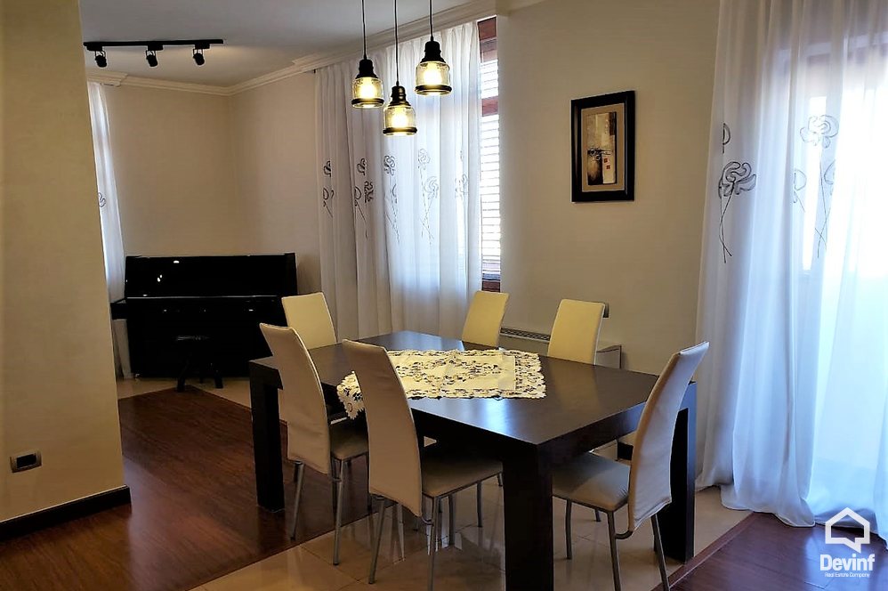 Tirane Qera Apartament 3+1+G Apartament ne nje pallat te prane Qendres Taivan apartament