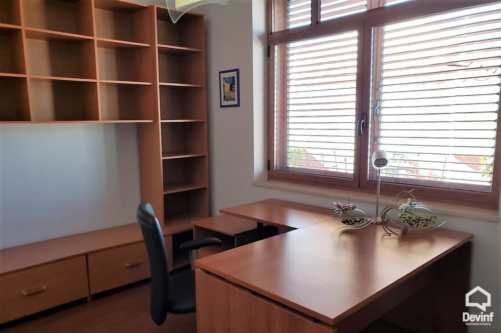 Tirane Qera Apartament 3+1+G Apartament ne nje pallat te prane Qendres Taivan apartament
