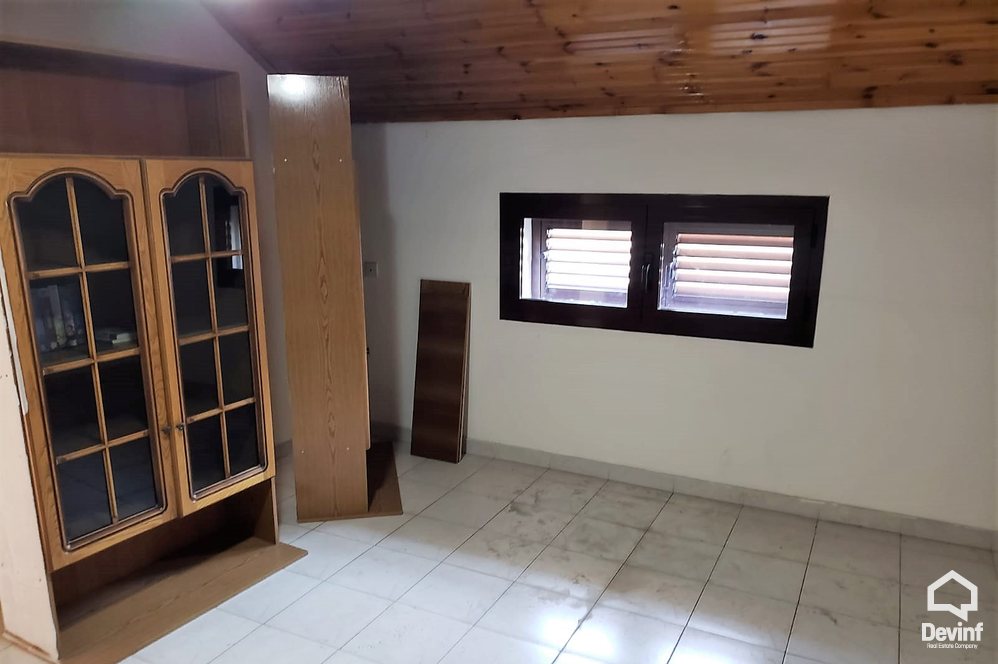 Tirane Qera Vile Me shume se 4 dhoma Blloku i Vilave Selite, Tirane. vile kompleks rezidencial