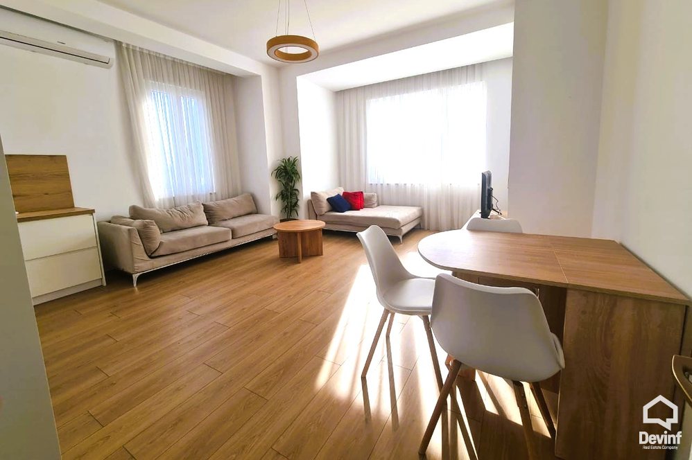 Tirane Qera Apartament 2+1 Apartament ne zonen e Bllokut apartament