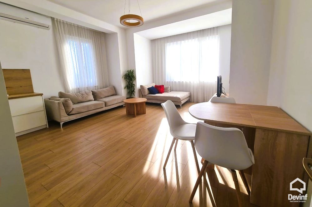 Tirane Qera Apartament 2+1 Apartament ne zonen e Bllokut apartament