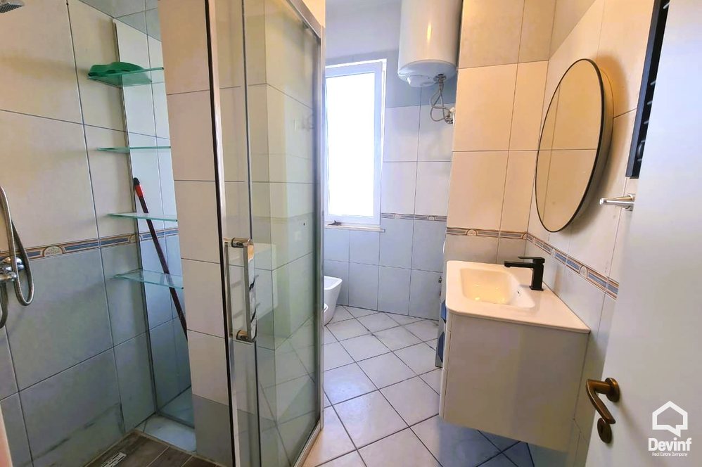 Tirane Qera Apartament 2+1 Apartament ne zonen e Bllokut apartament