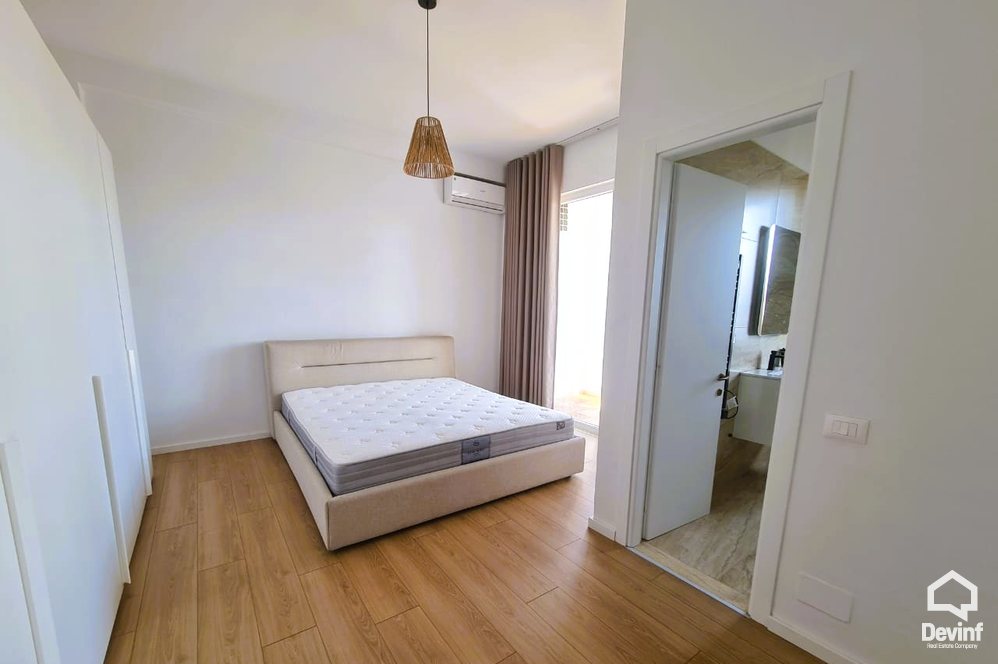Tirane Qera Apartament 2+1 Apartament ne zonen e Bllokut apartament