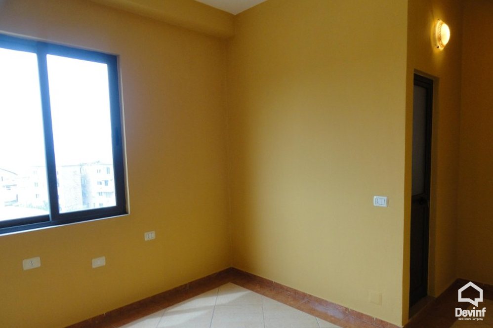 Tirane Qera Ndertese Multifunksionale  Objekti ndodhet ne Rr. Dibres apartament