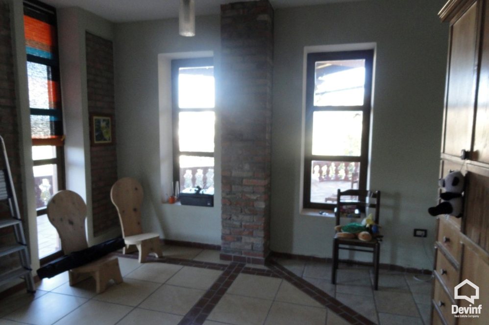 Tirane For Sale Villa  Positioned in Kavaja street, in Peze-Helmes area, in south-west side of Tirana. Villa