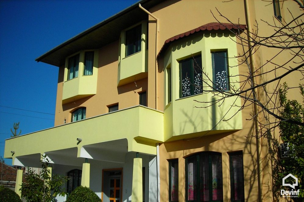 Tirane For Rent Multifunctional Building Me shume se 4 dhoma Villa situated in Street Siri Kodra  