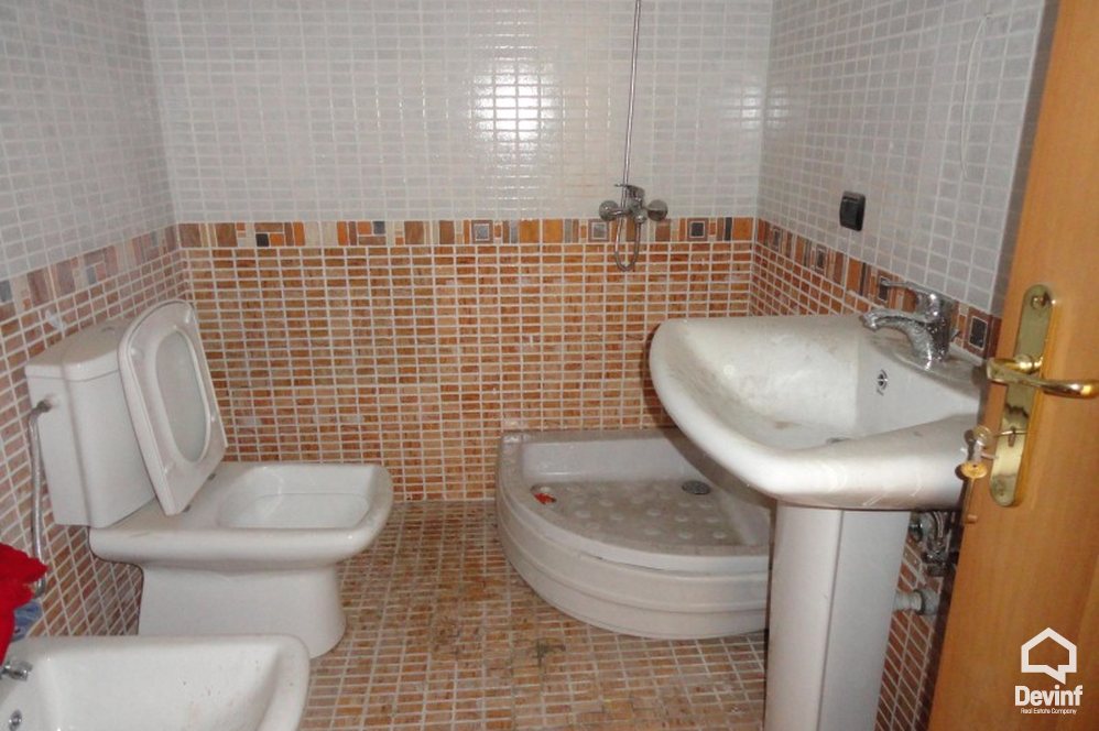 Tirane Shitje Apartament 3+1+A Pallat i ri i pozicionuar ne rrugen Bogdani apartament