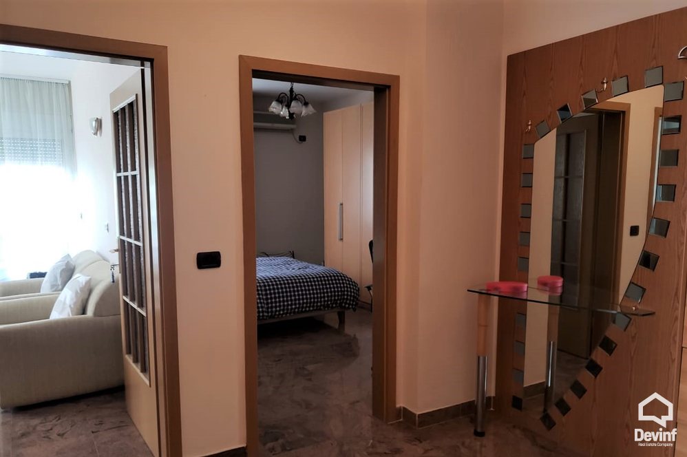 Tirane Qera Apartament 1+1+G Apartament ne zonen e Bllokut apartament
