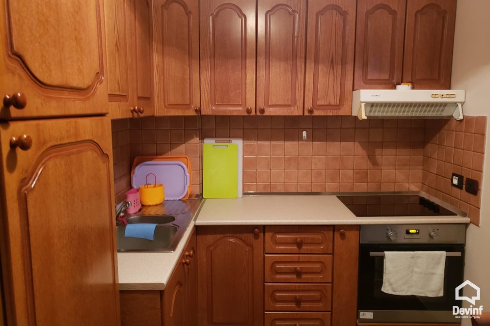 Tirane Qera Apartament 1+1+G Apartament ne zonen e Bllokut apartament