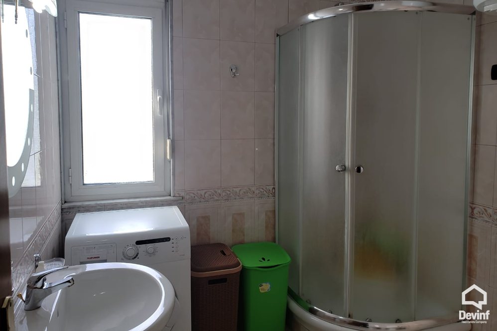 Tirane Qera Apartament 1+1+G Apartament ne zonen e Bllokut apartament