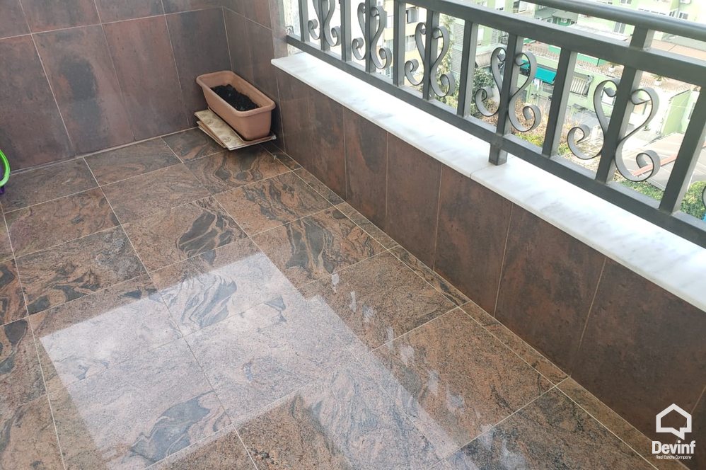 Tirane Qera Apartament 1+1+G Apartament ne zonen e Bllokut apartament