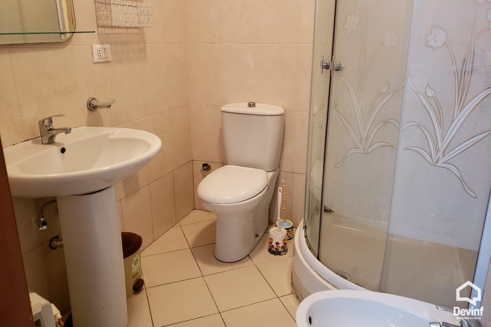 Tirane Qera Apartament 2+1+A Apartament i ri prane Hotel Sheraton apartament