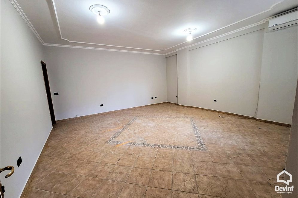 Me Qera Apartament 2+1+G Ambjent per zyre ne zonen e Bllok Tirane
