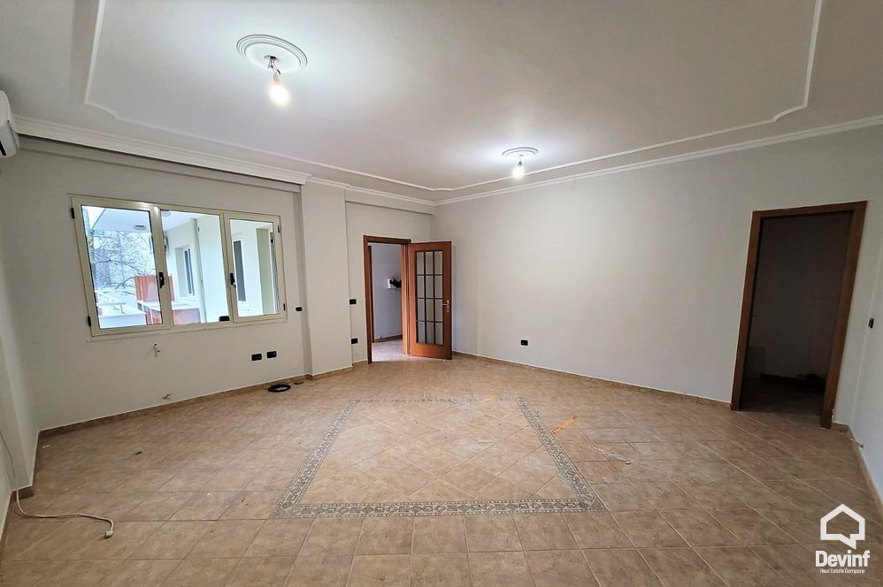 Tirane Qera Apartament 2+1+G Ambjent per zyre ne zonen e Bllok apartament zyre