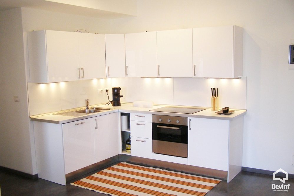 Tirane Qera Apartament 3+1+A Pallat i ri tek Liqeni i Tiranes apartament