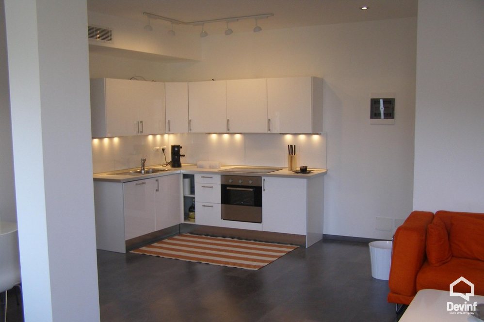 Tirane Qera Apartament 3+1+A Pallat i ri tek Liqeni i Tiranes apartament