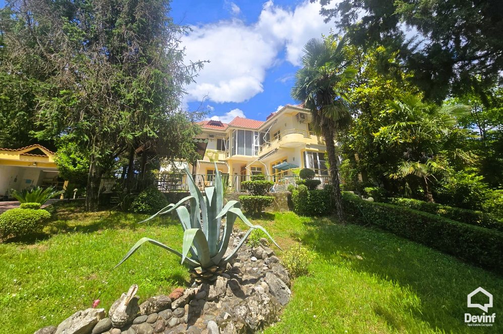 Tirane For Rent Villa 4+1 Villa located near the American Embassy residential villas Villa